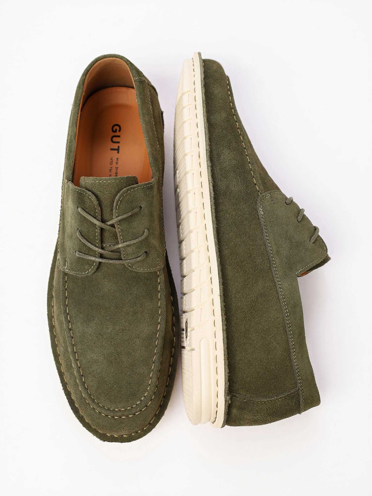 Мокасины зеленого цвета со шнуровкой